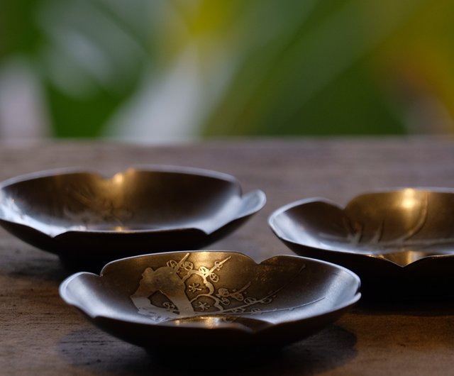 日本古美術】梅花型古錫茶托乾茂號5客天然薌沉香檀香茶器香道具｜茶壺