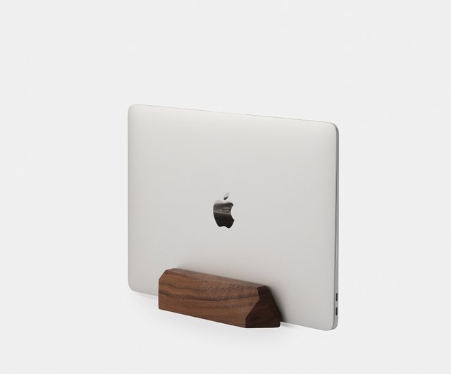 ポーランド ラップトップドック - MacBook 縦置きスタンド Oakywood