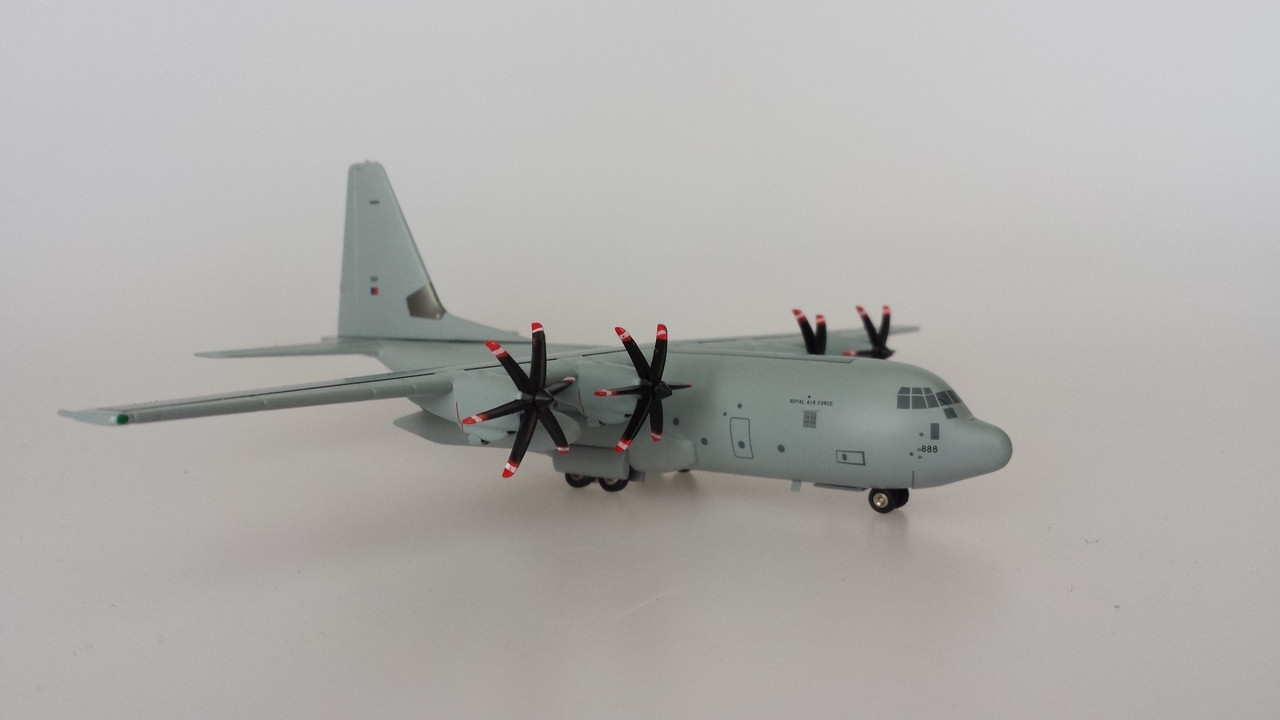 C-130J RAF Hercules C5 (L-382) ZH888 , 1:200 Inflight 200 IF-1300314