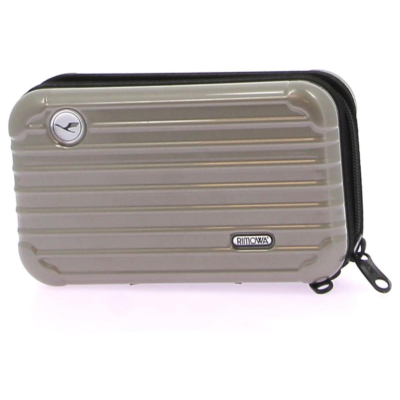 RIMOWA Travel bags T. plastic Grey ref.1418844 - Joli Closet