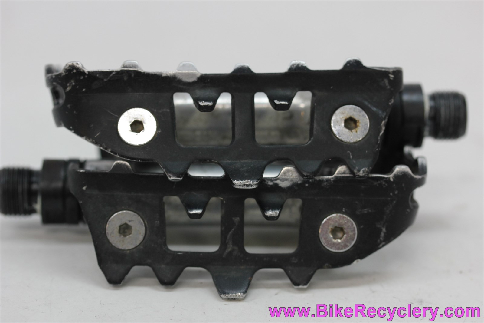 Shimano Deore XT PD-M735 Platform Pedals (EXC w/ Perfect Bearings