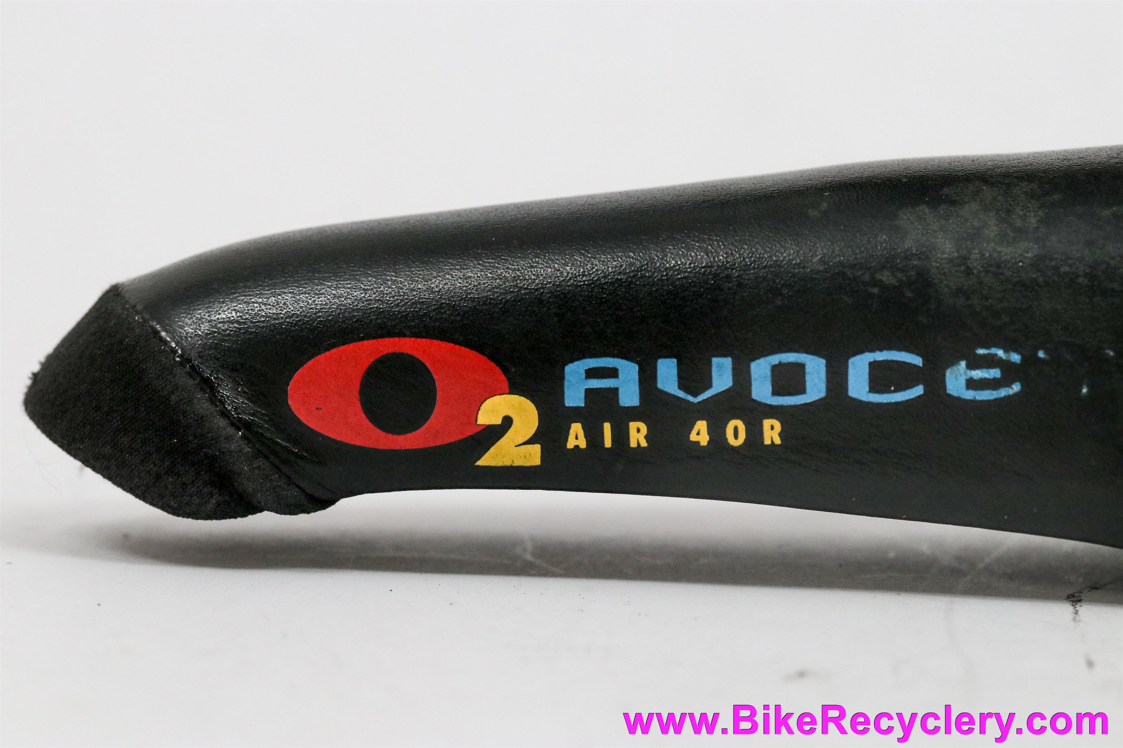 Avocet o2 Air 40M Titanium MTB Saddle: Vintage 1990s - - Bike