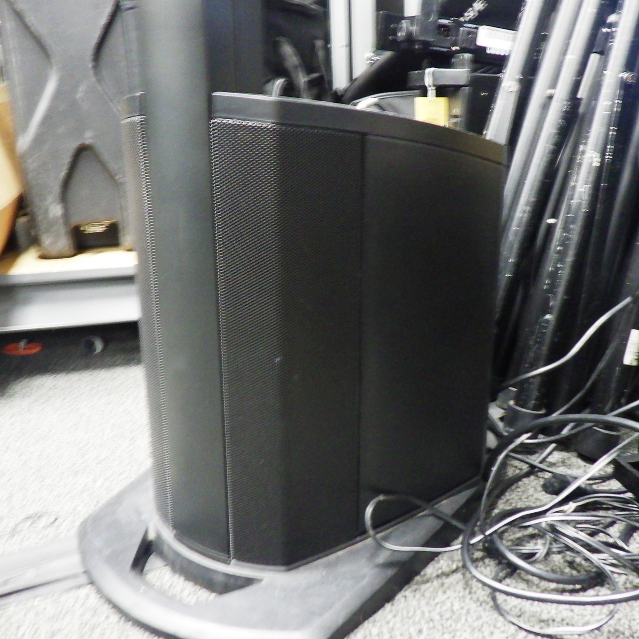 Used Bose L1 COMPACT PA SYSTEM Powered Full Range Speaker Cabinet