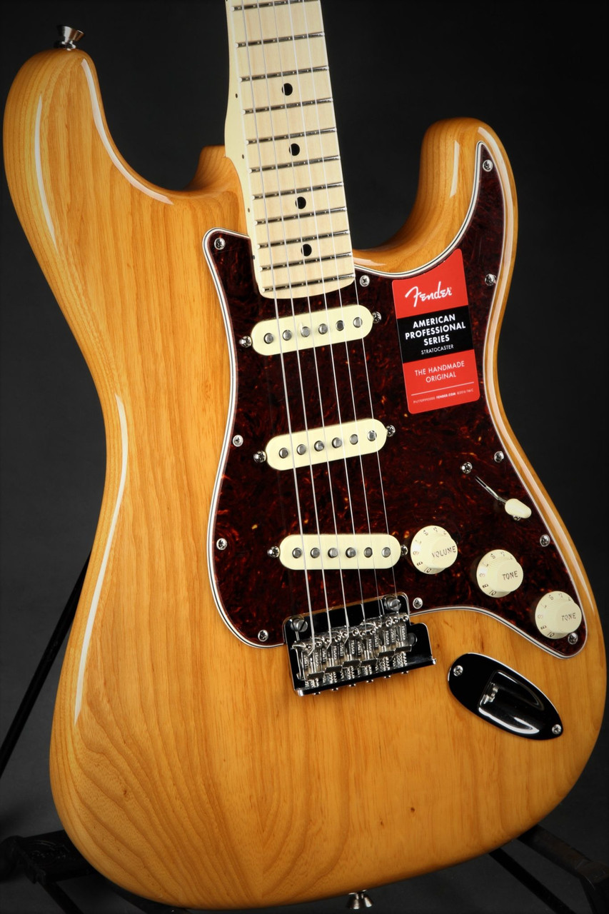 Fender 2019 Limited Edition American Professional Ash Stratocaster