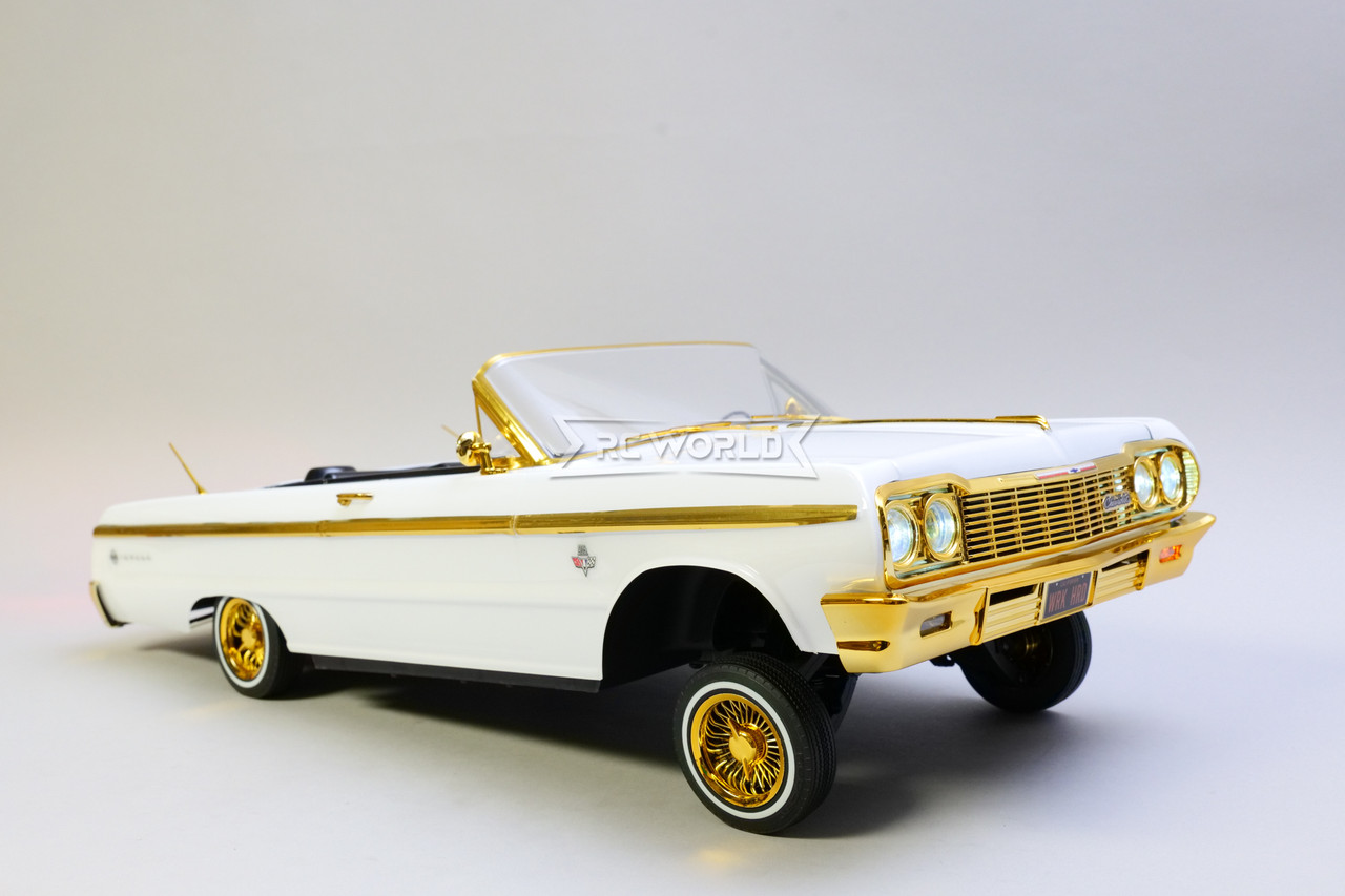 RC 1/10 Low Rider 1964 CHEVY IMPALA Convertible Hopping - RTR - WHITE