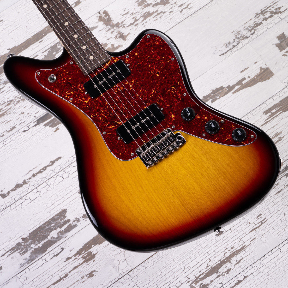 AGH | Suhr Classic JM - 3-Tone Sunburst w/S90 Pickups and Tremolo