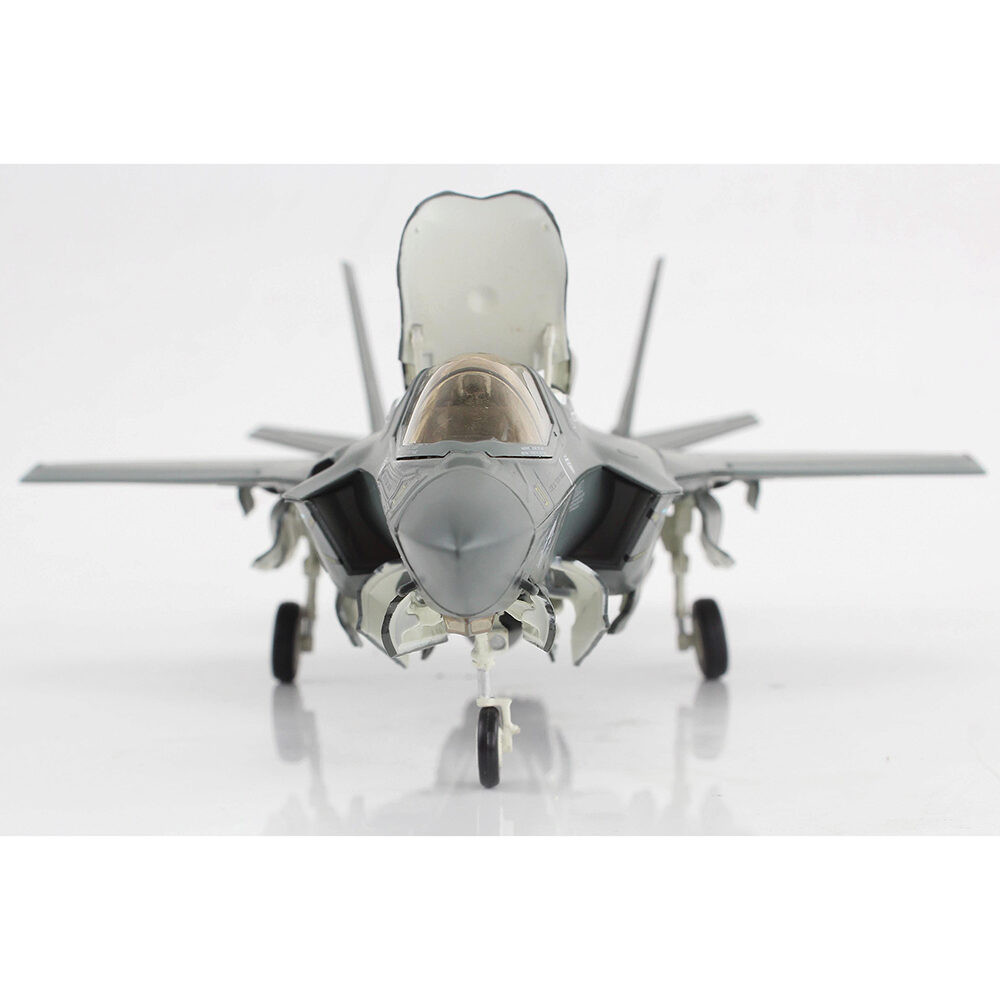 F-35B Lightning II 1/72 Die Cast Model - HA4622 Black Death, VMFA