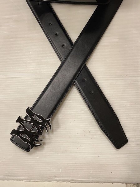 AMIRI(アミリ) / ベルト/レザー/BLK/無地/メンズ/ロゴプレート | 中古