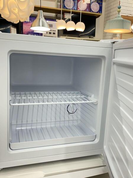 IRIS OHYAMA(アイリスオーヤマ) / 小型冷凍庫 PF-A31FD/31L/1ドア/WHT