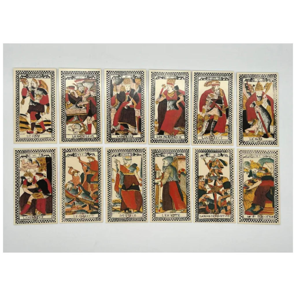 Buy Tarot de Paris - André Dimanche - Classic games