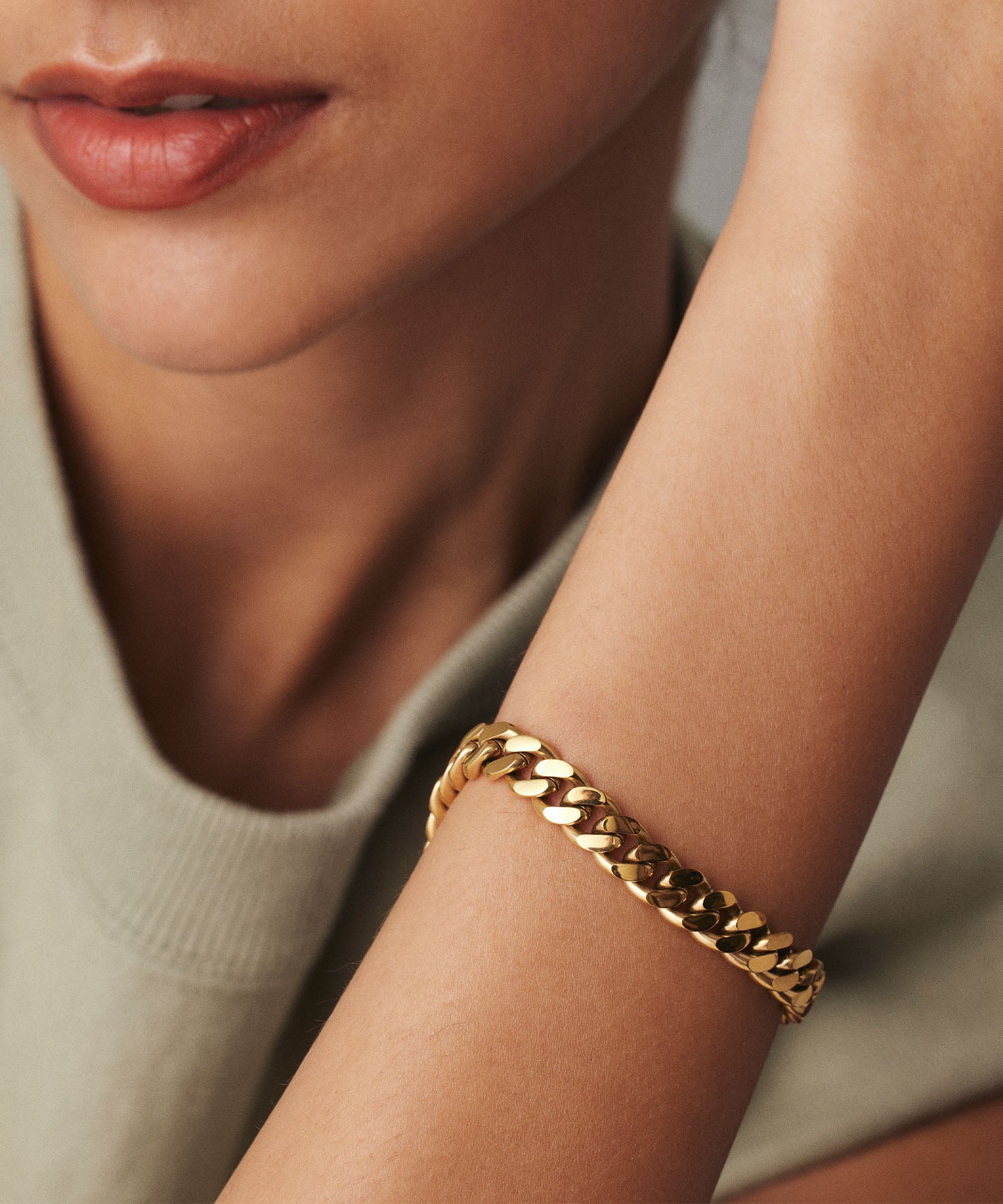 ゴールド]チェーンブレスレット/8mm