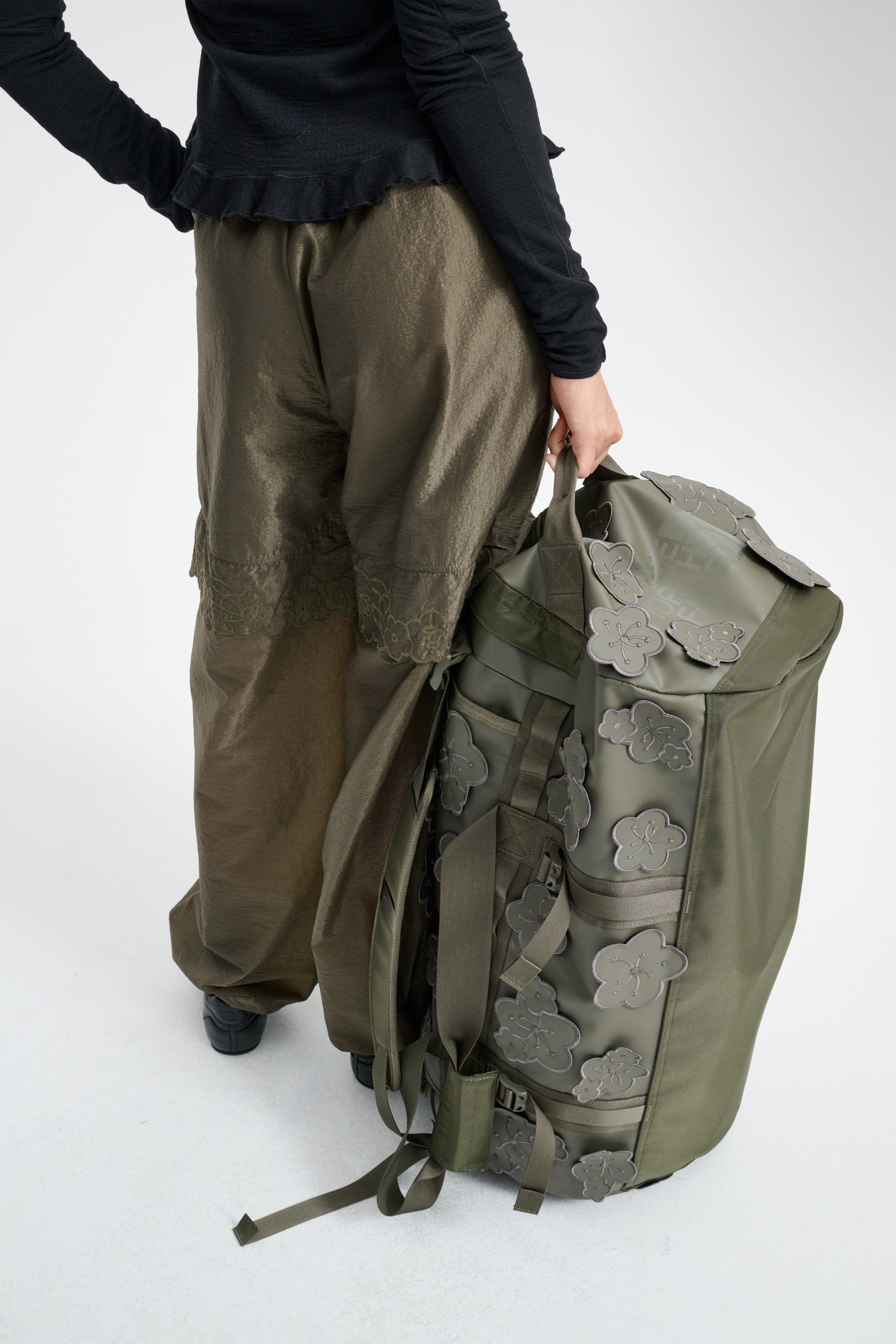THE NORTH FACE X CECILIE BAHNSEN AUDREY BASE CAMP DUFFEL (M) | OLIVE