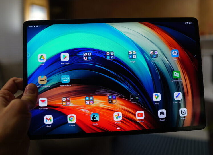 Lenovo Tab P12 Proレビュー】スタイリッシュデザイン・大画面の