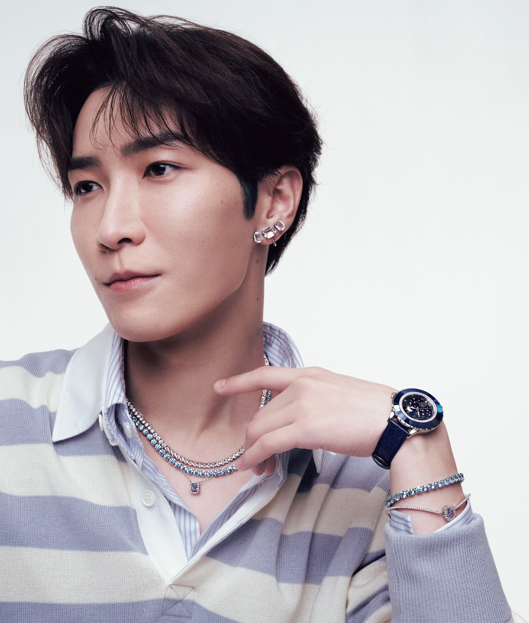 STYLE | Swarovskiの魔法にかかって 渡辺翔太 ホリデーは輝きとともに