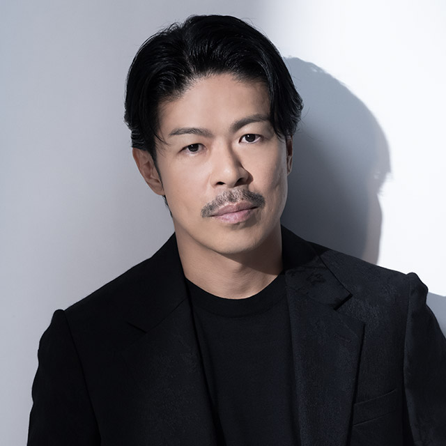 3/19(土)発売!!EXILE AKIRA自叙伝『THE FOOL 愚者の魂』文庫版特設