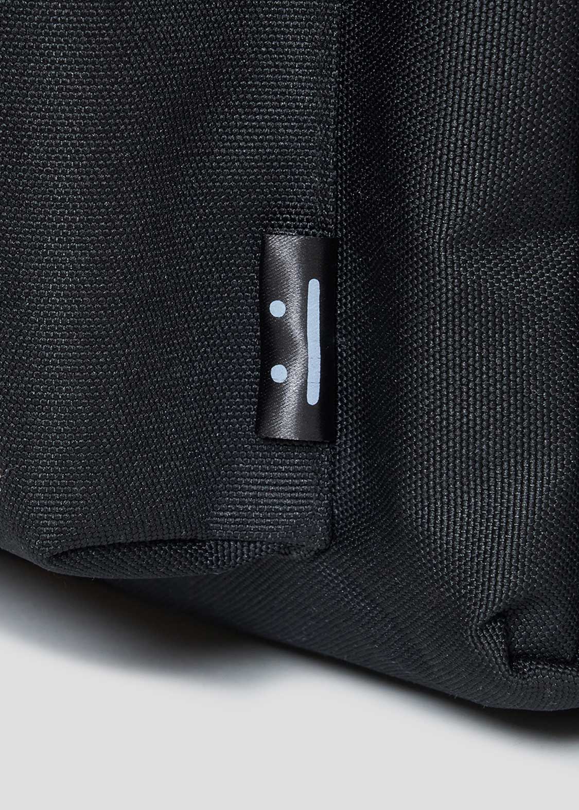 ビューティフルシャドーズーム｜バックパック｜ユニセックス｜グラニフ