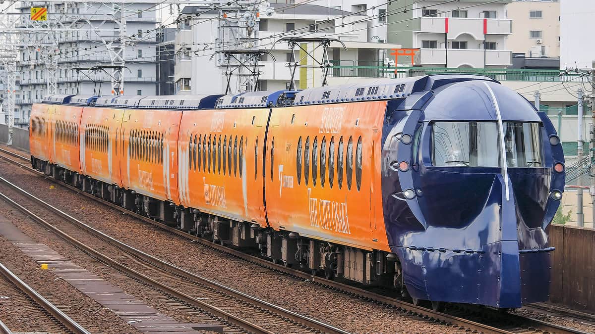 南海50000系第5編成に「SEVENTEEN」ラッピング｜鉄道ニュース｜2022年