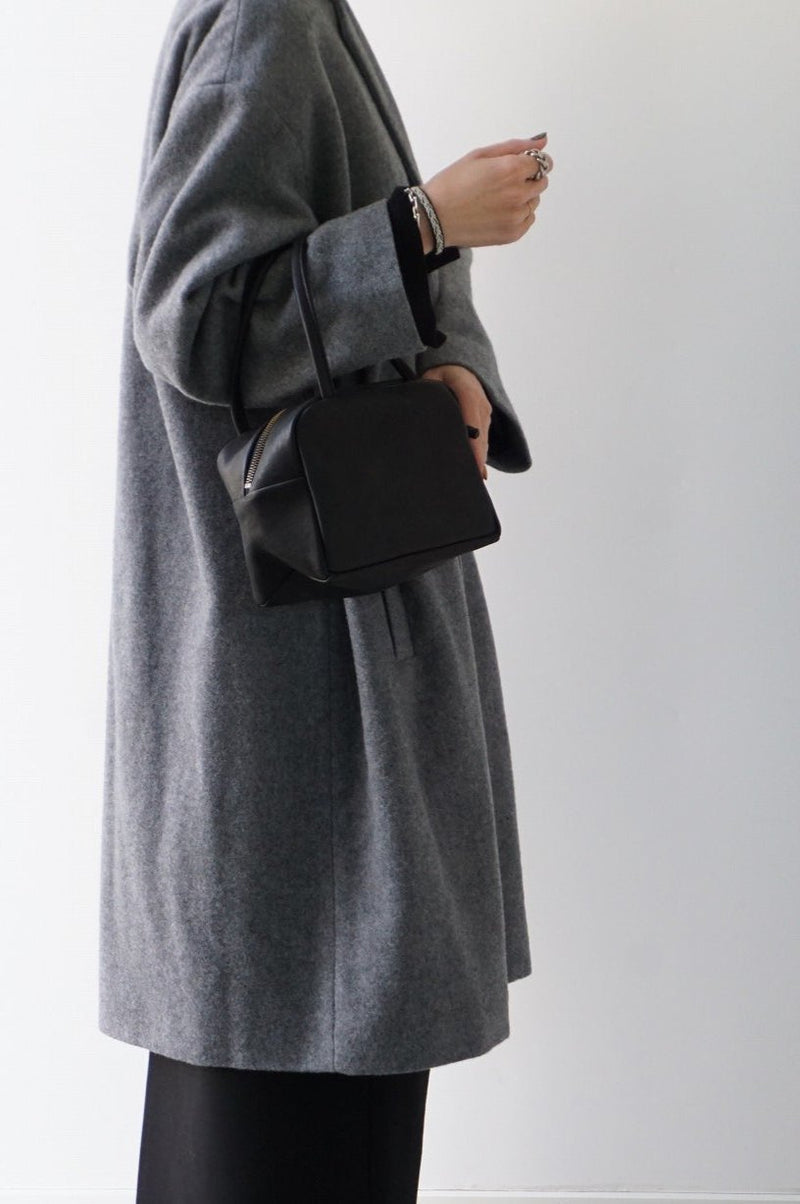 再入荷 a (アー) ボストンバッグ S ブラック – SACHET.