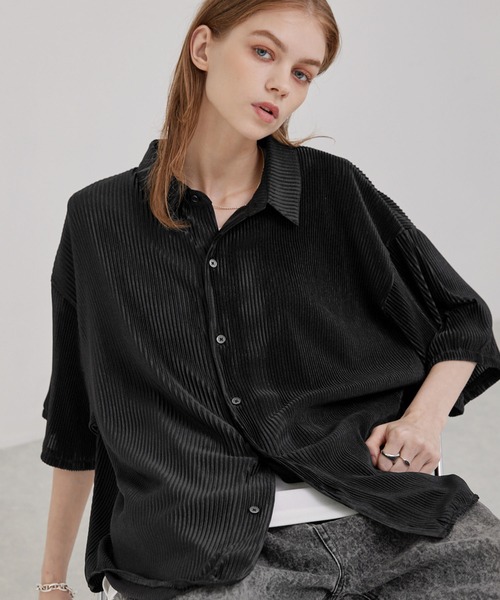 オーバーサイズ プリーツ加工 ドレープ レギュラーカラー半袖シャツ