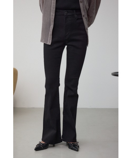 WEB限定】AZUL DENIM フレアデニムロング丈（デニムパンツ）｜AZUL BY