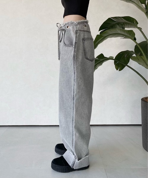 musubore（ムスボレ）の「ワイドハトメデニムパンツ（デニムパンツ