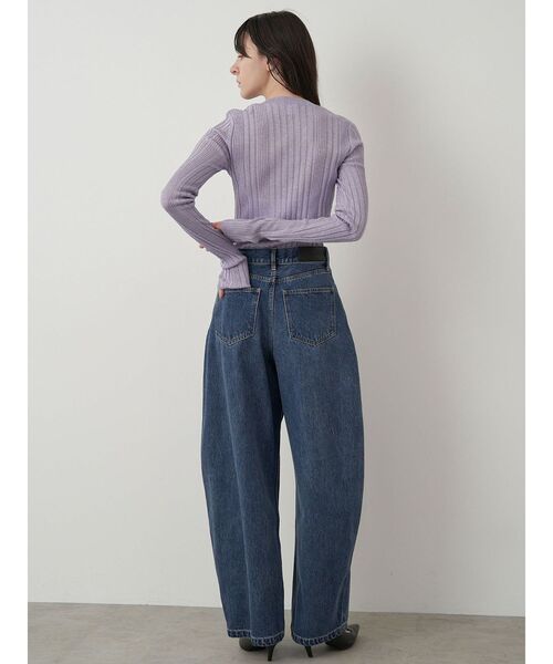 ELENDEEK（エレンディーク）の「タックフォルムデニムワイドパンツ