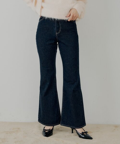 セール】パッチ付きフレアデニム（デニムパンツ）｜Chico（チコ）の