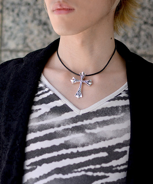 LONE ONES（ロンワンズ）の「「ロンワンズ/LONE ONES」スプレッド