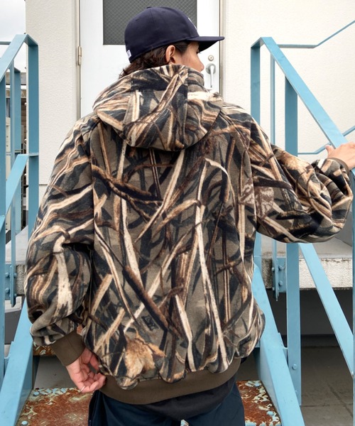 Columbia（コロンビア）の「GO OUT 11月号表紙掲載商品【ムラサキ