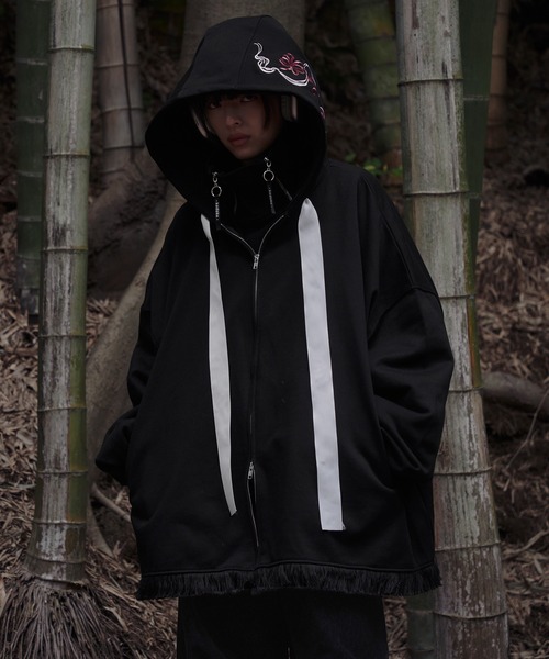 彼岸花刺繍ビックフーディ（パーカー）｜狐独（コドク）のファッション