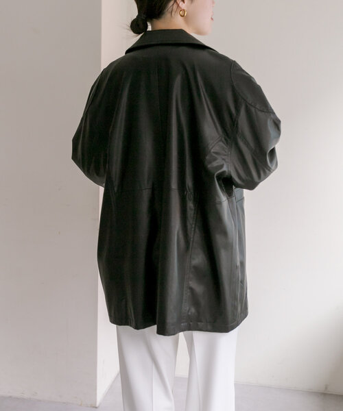 ear PAPILLONNER（イアパピヨネ）の「フェイクレザージャケット【SUM1