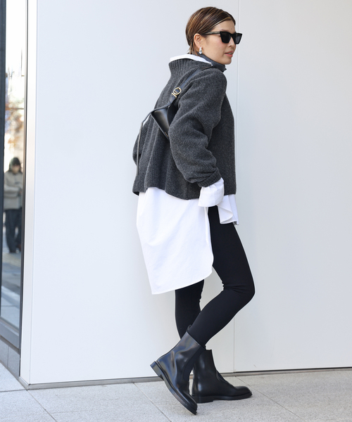 Deuxieme Classe（ドゥーズィエムクラス）の「*OLBIAアゼVネック プル