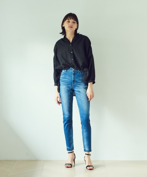 YANUK（ヤヌーク）の「ハイウエスト スリムテーパード デニムパンツ