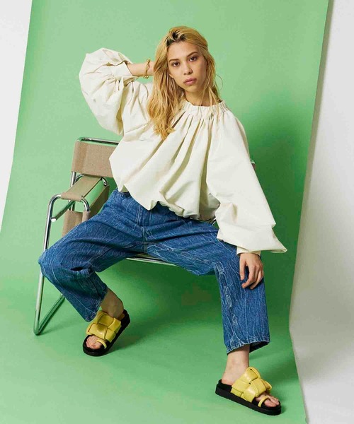 MAISON SPECIAL（メゾンスペシャル）の「High Waist Cocoon Denim