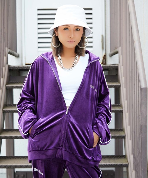 babyShoop（ベイビーシュープ）の「ベロア刺繍ジャケット（テーラード