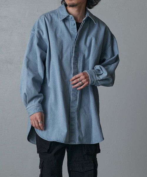 Lui's（ルイス）の「デニムルーズフィットシャツ（シャツ/ブラウス