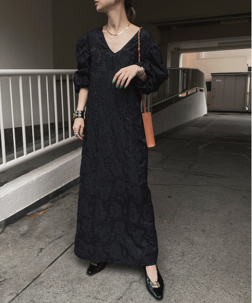 Ameri（アメリ）の「FLOWER JACQUARD STRAIGHT DRESS（ワンピース