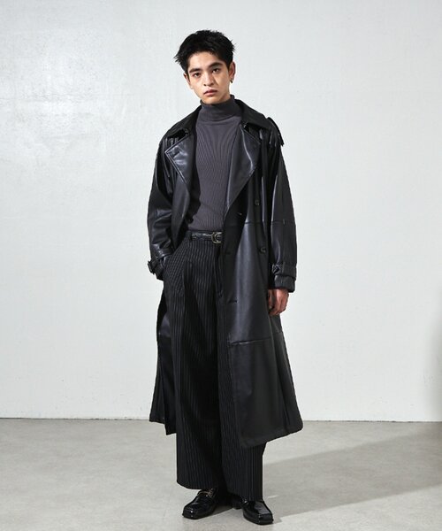 Lui's（ルイス）の「シンセティックレザートレンチコート（その他