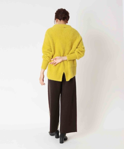 Jines（ジネス）の「フォックスカシミア・ ハイネックバックスリット