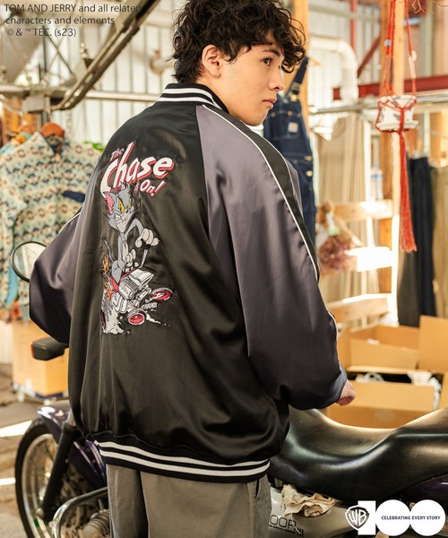 niko and（ニコアンド）の「【ワーナー・ブラザース】コラボBIG刺繍