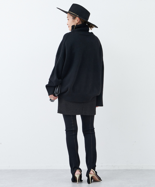 Deuxieme Classe（ドゥーズィエムクラス）の「Aries タートルネック