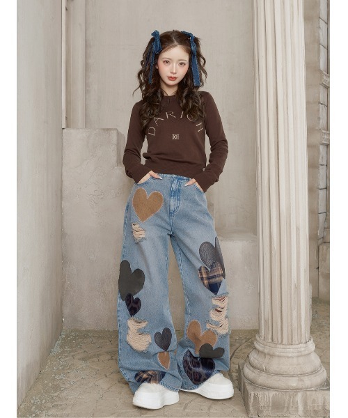 Darich（ダーリッチ）の「ランダムハートパッチワークデニムパンツ