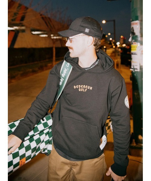 DEVEREUX GOLF（デヴァローゴルフ）の「スウェットフーディー