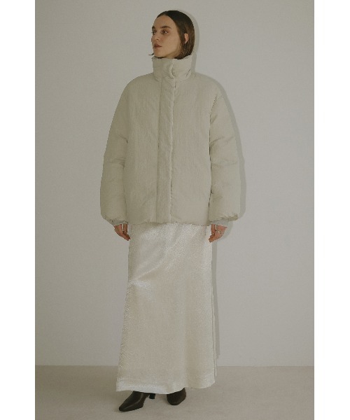 MANOF（マノフ）の「MANOF/マノフ/CURVE SLEEVE SHORT DOWN/87104-0552