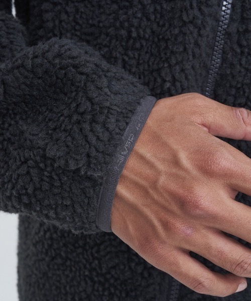 SHALLOW WATER FZ/クイックシルバー胸ワンポイントブランドロゴジップ