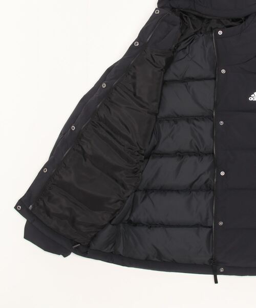 adidas（アディダス）の「Helionic フード付きダウンジャケット