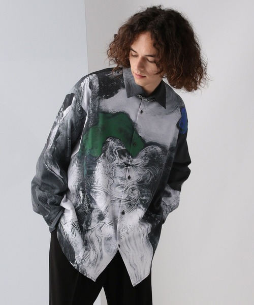HARE（ハレ）の「【UNISEX】ニホンガソウガラシャツ by MAO KAWASAKI