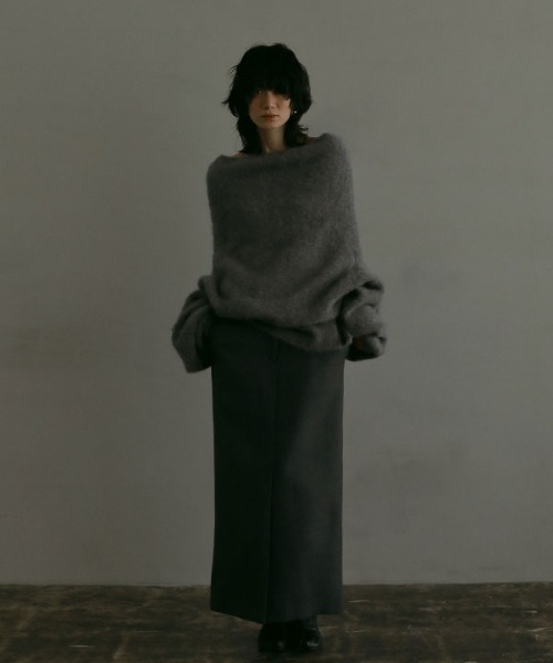 ETRE TOKYO（エトレトウキョウ）の「2WAYルーズネックニットプル