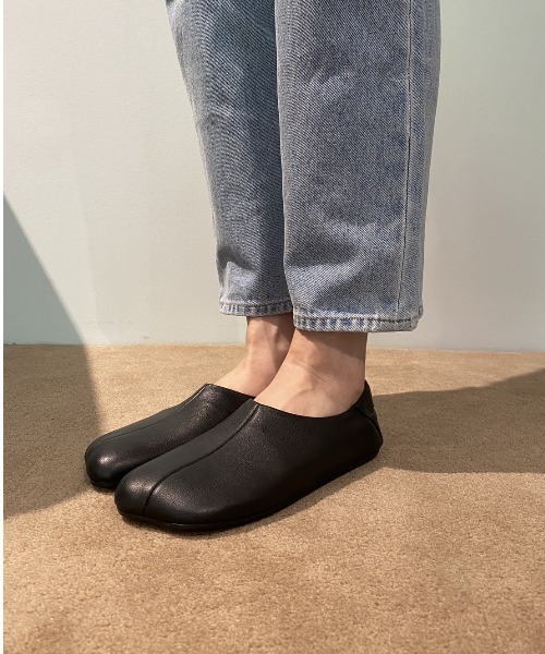 MM6 Maison Margiela（ｴﾑｴﾑｼｯｸｽ ﾒｿﾞﾝ ﾏﾙｼﾞｪﾗ）の「MM6 BALLET SHOE
