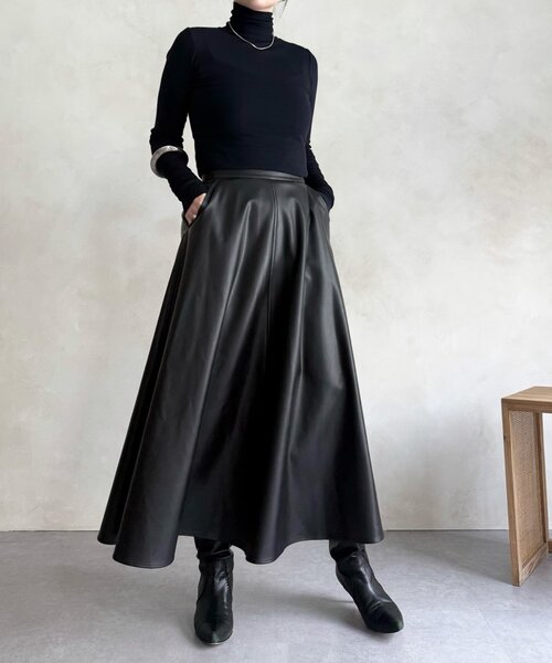 セール】フェイクレザーフレアスカート（スカート）｜BEARDSLEY